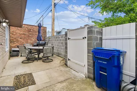 Exterior - 1917 Ruxton Ave, Baltimore, MD 21216 photo 2 of 2
