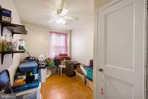 Entry Way - 3564 Elmora Ave, Baltimore, MD 21213 photo 5 of 6