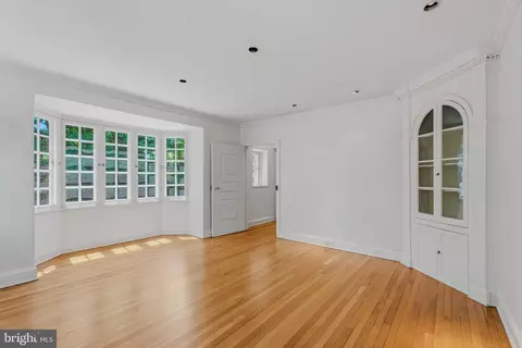 Living - 119 Taplow Rd, Baltimore, MD 21212 photo 1 of 11