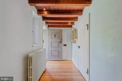 Entry Way - 119 Taplow Rd, Baltimore, MD 21212 photo 2 of 8