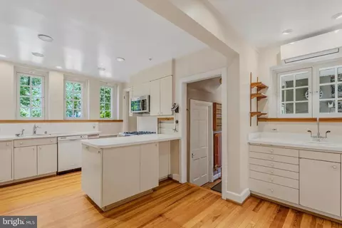 Kitchen - 119 Taplow Rd, Baltimore, MD 21212 photo 1 of 4