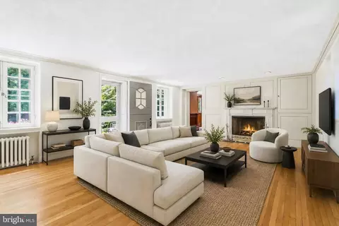 Living - 119 Taplow Rd, Baltimore, MD 21212 photo 4 of 11