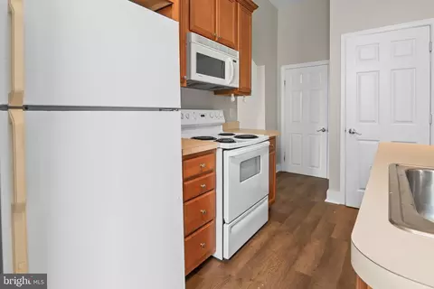 Kitchen - 2112 Fleet St, Baltimore, MD 21231 photo 8 of 13