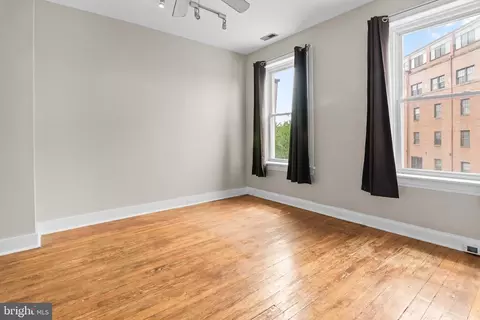 Bedroom - 2112 Fleet St, Baltimore, MD 21231 photo 5 of 5
