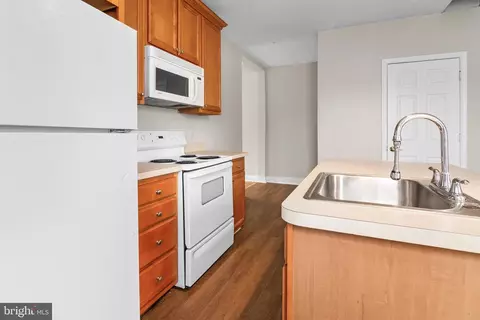Kitchen - 2112 Fleet St, Baltimore, MD 21231 photo 13 of 13