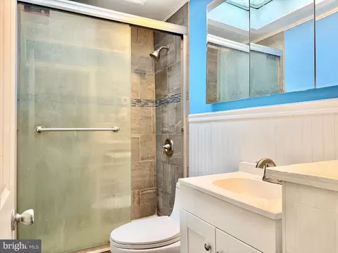 Bath - 825 E 34th St, Baltimore, MD 21218 photo 1 of 1