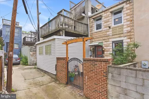 Exterior - 802 S Rose St, Baltimore, MD 21224 photo 7 of 7
