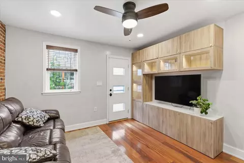 Other - 802 S Rose St, Baltimore, MD 21224 photo 4 of 7