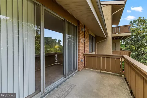 Exterior - 19 Hamill Rd #19E, Baltimore, MD 21210 photo 1 of 7