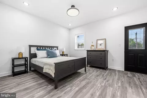 Bedroom - 3709 Spaulding Ave, Baltimore, MD 21215 photo 1 of 9