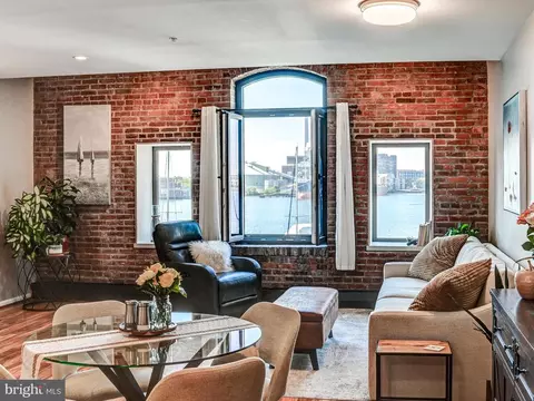 Living - 1000 Fell St #310, Baltimore, MD 21231 photo 2 of 3