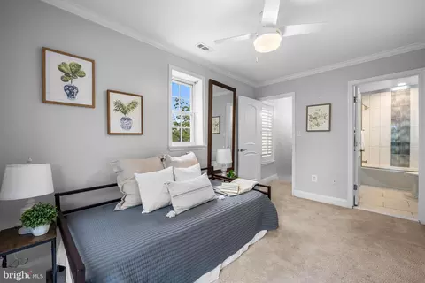 Bedroom - 644 E Clement St, Baltimore, MD 21230 photo 3 of 6