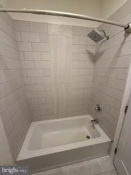 Bath - 1715 N Wolfe St, Baltimore, MD 21213 photo 1 of 2