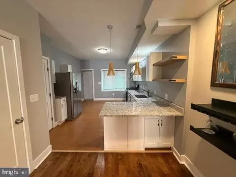 Entry Way - 1715 N Wolfe St, Baltimore, MD 21213 photo 2 of 7