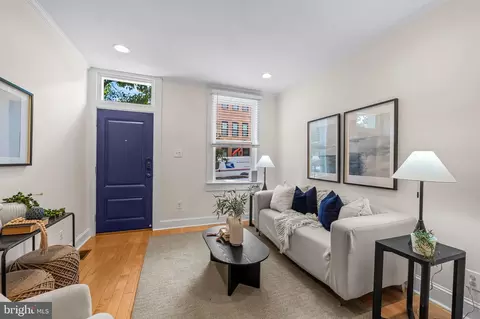 Entry Way - 1435 Hull St, Baltimore, MD 21230 photo 1 of 3