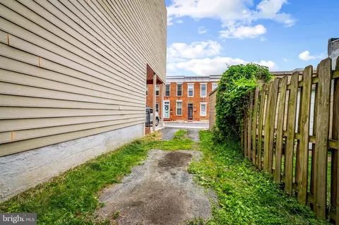 Exterior - 1435 Hull St, Baltimore, MD 21230 photo 11 of 12