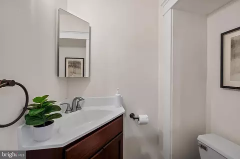 Bath - 1435 Hull St, Baltimore, MD 21230 photo 1 of 3