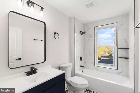 Bath - 822 E 41st St, Baltimore, MD 21218 photo 3 of 4