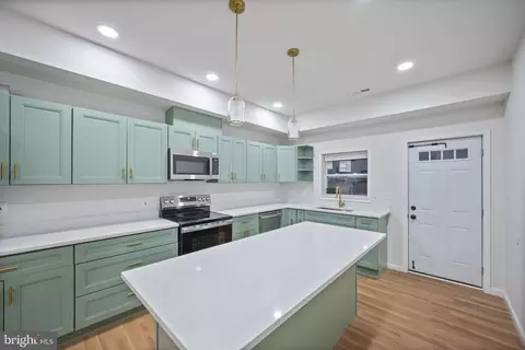 805 N Collington Ave, Baltimore, MD 21205