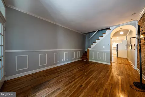 Living - 3127 Odonnell St, Baltimore, MD 21224 photo 2 of 3