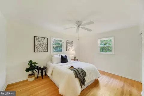 Bedroom - 403 Old Orchard Rd, Baltimore, MD 21229 photo 3 of 6