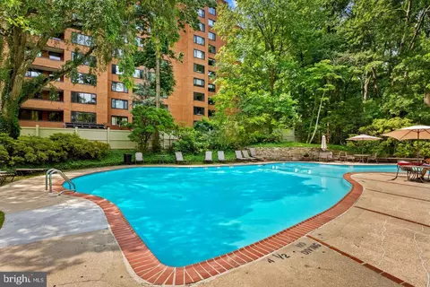 Exterior - 8 Cross Keys Rd #8F, Baltimore, MD 21210 photo 2 of 14