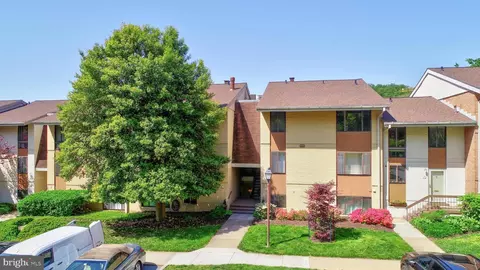 8 Cross Keys Rd #8F, Baltimore, MD 21210