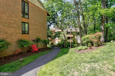 Exterior - 8 Cross Keys Rd #8F, Baltimore, MD 21210 photo 6 of 14