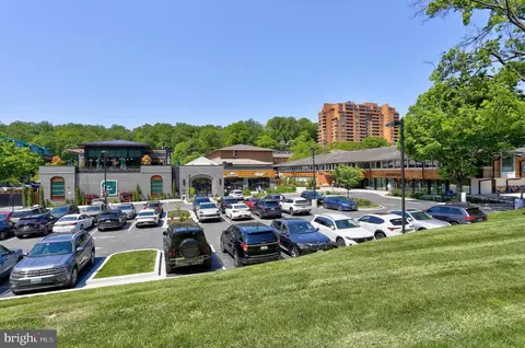Exterior - 8 Cross Keys Rd #8F, Baltimore, MD 21210 photo 14 of 14