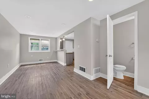 Living - 4803 Aberdeen Ave, Baltimore, MD 21206 photo 4 of 4