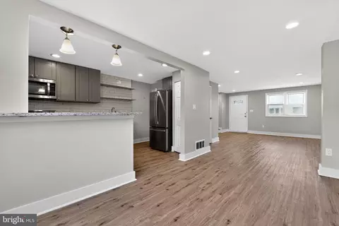 Living - 4803 Aberdeen Ave, Baltimore, MD 21206 photo 2 of 4