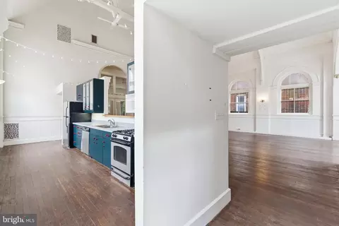 Entry Way - 1401 Light St, Baltimore, MD 21230 photo 1 of 1