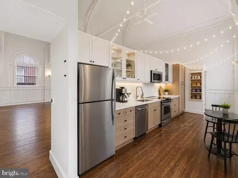 Kitchen - 1401 Light St, Baltimore, MD 21230 photo 5 of 5