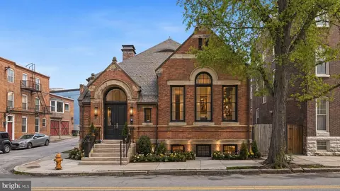 Exterior - 1401 Light St, Baltimore, MD 21230 photo 2 of 4