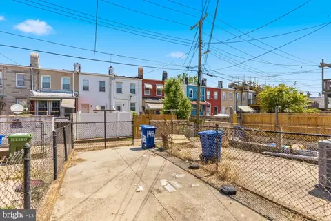 Exterior - 149 N Decker Ave, Baltimore, MD 21224 photo 5 of 5
