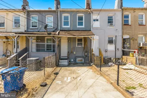 Exterior - 149 N Decker Ave, Baltimore, MD 21224 photo 3 of 5