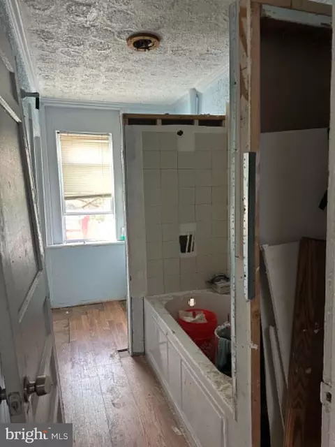 Entry Way - 2832 Washington Blvd, Baltimore, MD 21230 photo 3 of 3