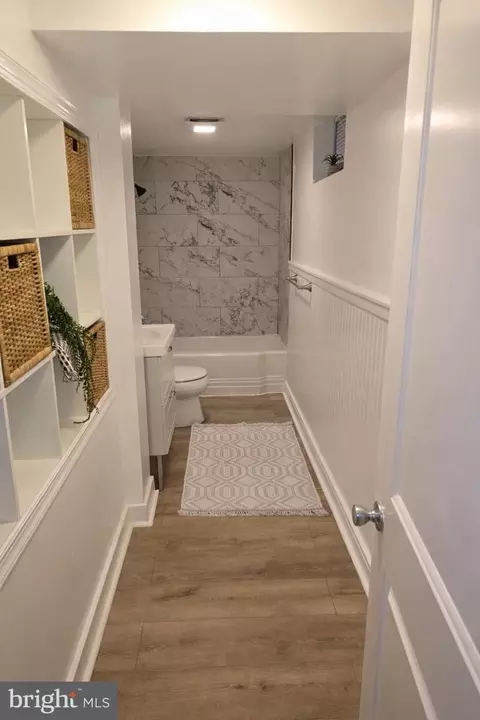Entry Way - 3219 Taylor Ave, Baltimore, MD 21234 photo 2 of 3
