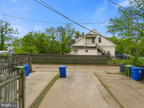 Exterior - 4209 Old Frederick Rd, Baltimore, MD 21229 photo 2 of 2
