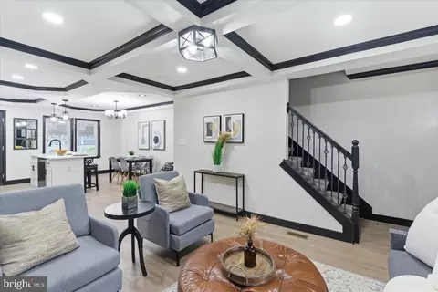 Entry Way - 4209 Old Frederick Rd, Baltimore, MD 21229 photo 2 of 9