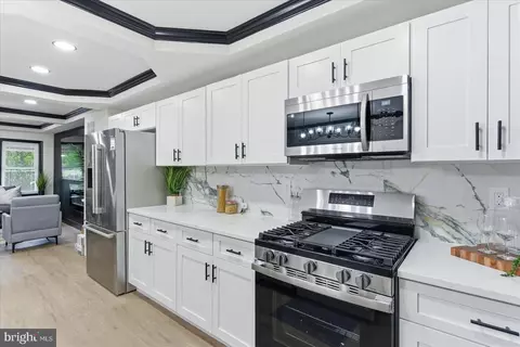 Kitchen - 4209 Old Frederick Rd, Baltimore, MD 21229 photo 3 of 5