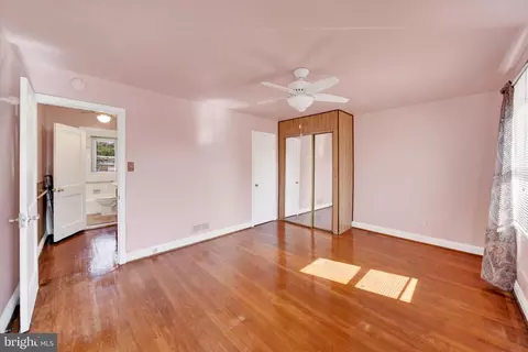 Bedroom - 714 Bethnal Rd, Baltimore, MD 21229 photo 5 of 7