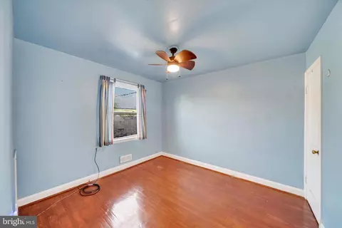 Bedroom - 714 Bethnal Rd, Baltimore, MD 21229 photo 2 of 7