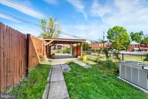 Exterior - 714 Bethnal Rd, Baltimore, MD 21229 photo 2 of 3
