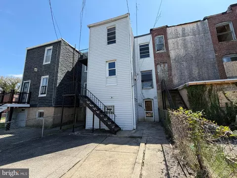 Exterior - 2802 Brighton St, Baltimore, MD 21216 photo 3 of 4