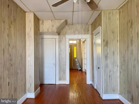 Entry Way - 2802 Brighton St, Baltimore, MD 21216 photo 2 of 6