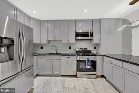 Kitchen - 1421 Hull St, Baltimore, MD 21230 photo 2 of 2