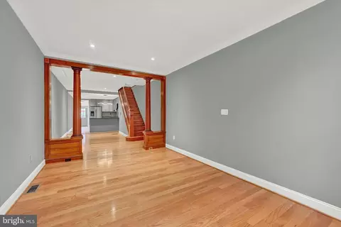 Living - 1421 Hull St, Baltimore, MD 21230 photo 3 of 5