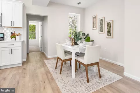 Entry Way - 2334 Ocala Ave, Baltimore, MD 21215 photo 1 of 6