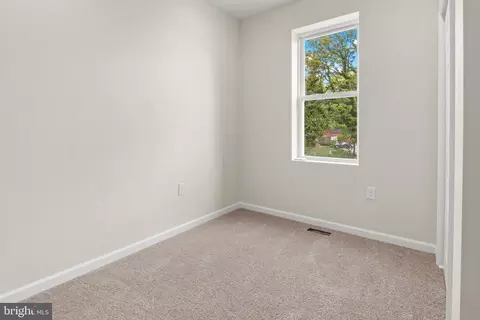Bedroom - 2334 Ocala Ave, Baltimore, MD 21215 photo 1 of 8